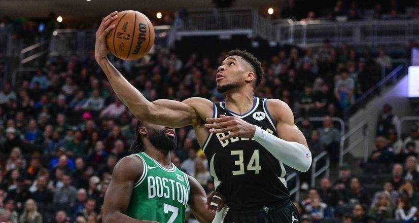 包含雄鹿险胜奇才，保持不败神话的词条