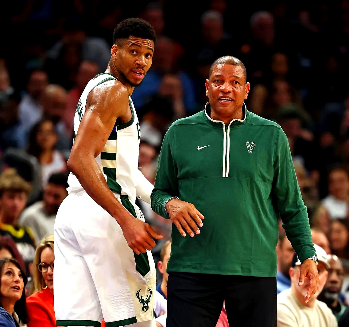 雄鹿主场不敌勇士，面对实力差距